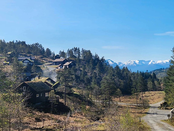 Moderne hytte i nydelige omgivelser- 1. 5 t fra Bergen.