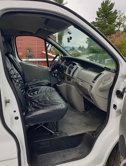 Opel Vivaro 4 of 5