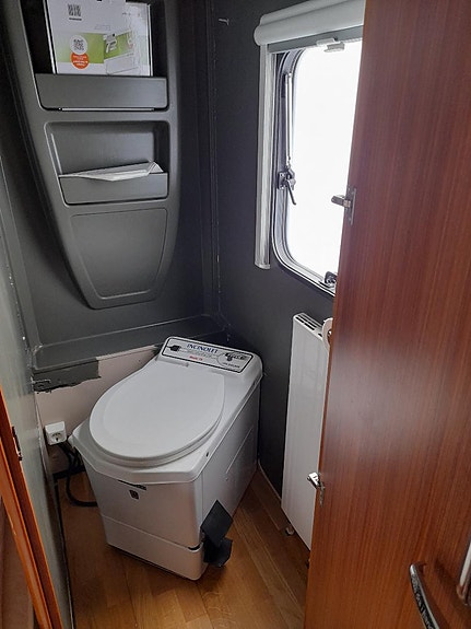 Adria Alpina 743 UT 3 of 14