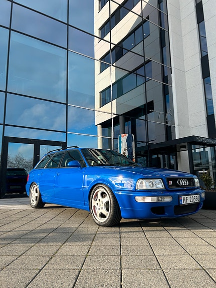 Audi RS2 3 of 30