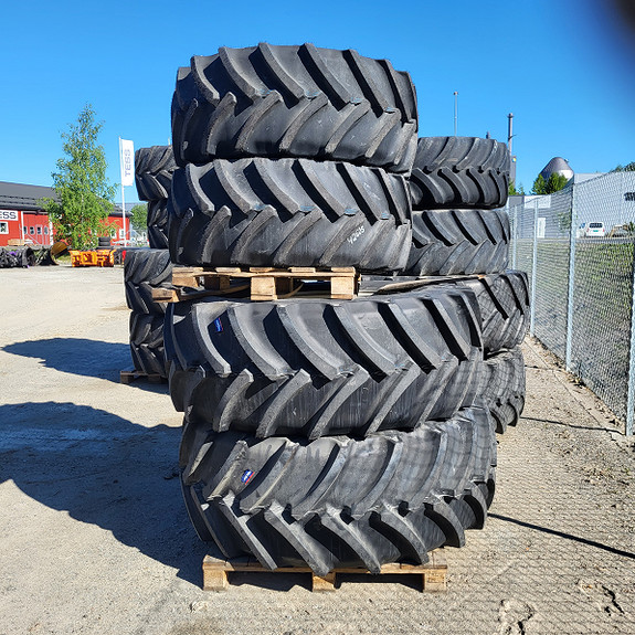 Trelleborg TM800 Valtra T-Serie
