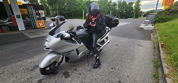 Honda CBR1100XX 3 of 5