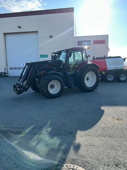 Valtra N174Dst med lav timestand, laster og 1 års bruktforsikring! 2018, kr 1 069 000,-