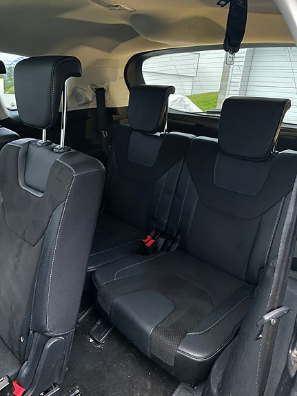Ford S-MAX 23 of 29