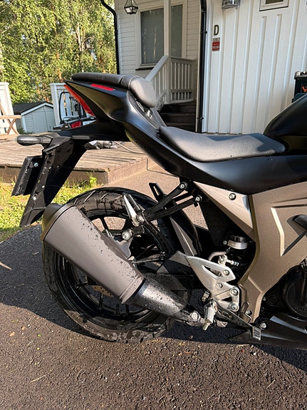 Suzuki GSX-S 125 3 of 12
