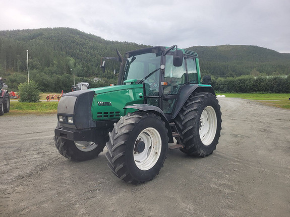 Valtra 6750-4 2002, kr 385 000,-