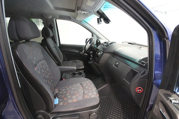 Mercedes-Benz Vito 113 10 of 23