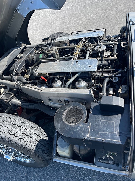 Jaguar E-TYPE 10 of 17