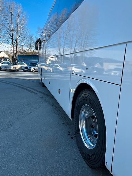 Mercedes-Benz Tourismo 7 of 10
