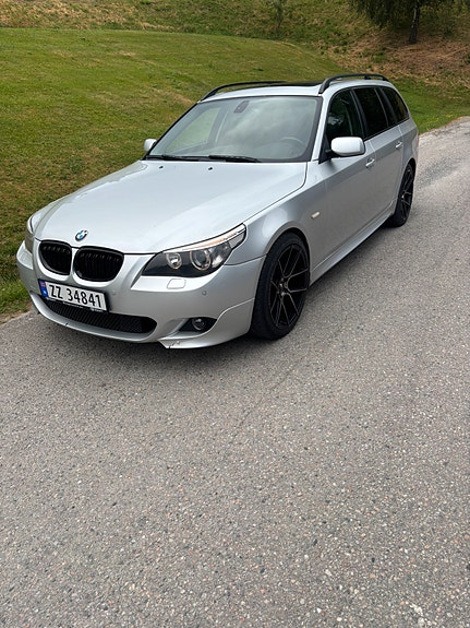 BMW 550i 4 of 15
