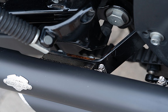 Harley-Davidson XL 883N Iron 7 of 8