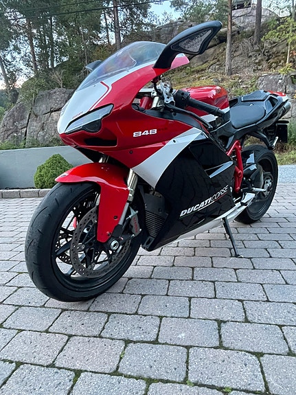 Ducati Ducati 848 EVO CORSA SPECIAL EDITION 2 of 5