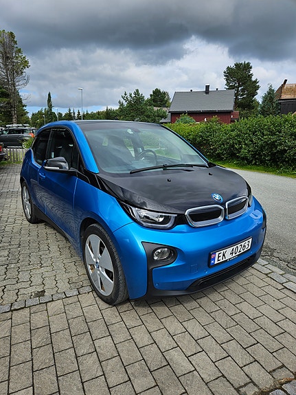 BMW i3 2 of 11