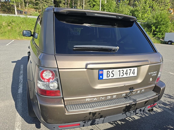 Land Rover Range Rover Sport 26 of 30