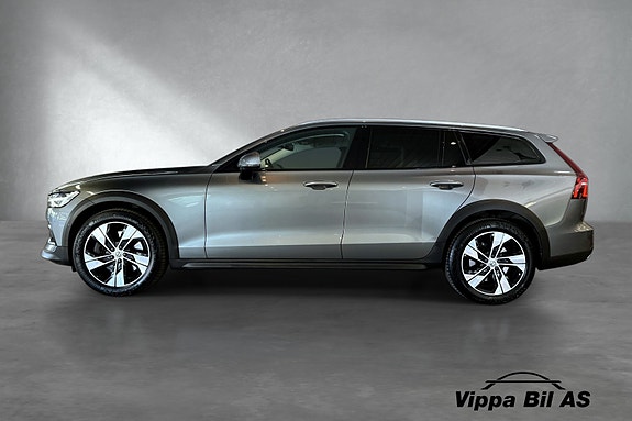 Volvo V60 Cross Country 4 of 30