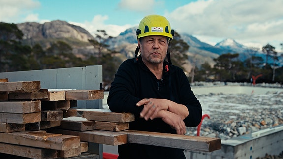 Høy takhøyde, lav gjennomtrekk: Godt humør og gode kollegaer gjør arbeidsdagen bedre. Hver eneste dag.