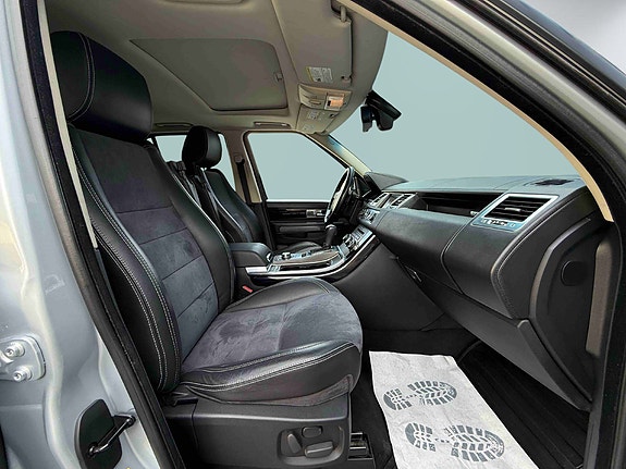 Land Rover Range Rover Sport 30 of 30