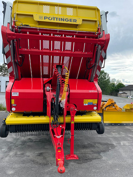 Pøttinger Jumbo 8450 DB