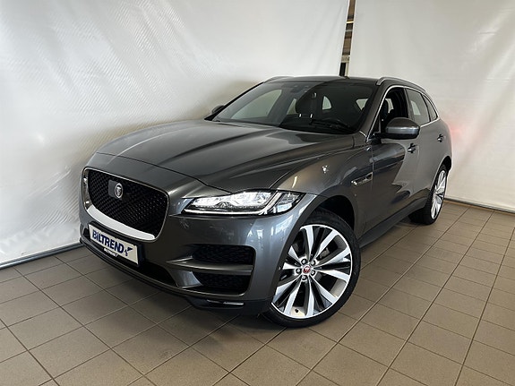 Jaguar F-PACE 3 of 28