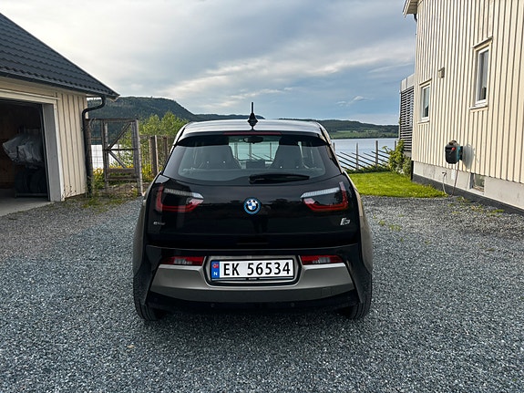 BMW i3 4 of 8