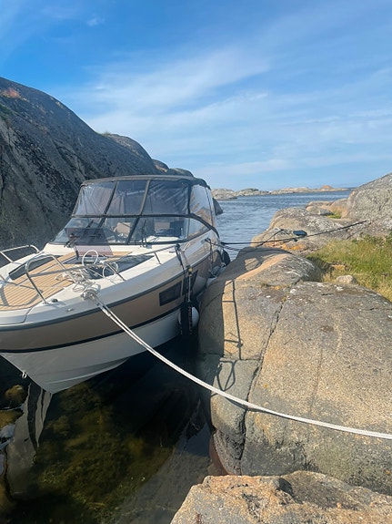 Uttern D77 Premium Edition, Style Upgrade, 300HK V8 Mercury, Båtplass 3 of 5