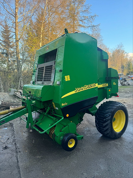 John Deere 582 Maxi cut 2006, kr 115 000,-