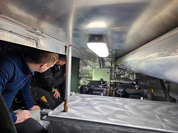 Installation of PingMe system onboard a fishing vessel