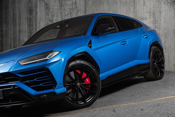 Lamborghini Urus 12 of 30