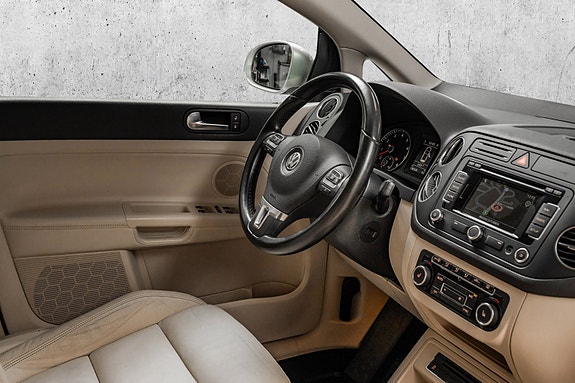 Volkswagen Golf Plus 16 of 27