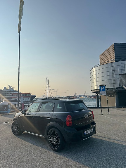 MINI Countryman Cooper D 3 of 5