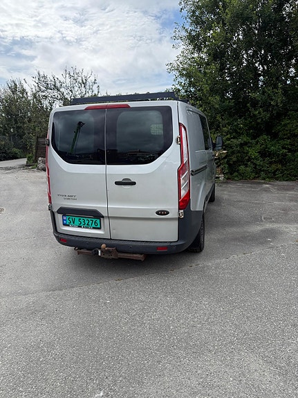 Ford Transit Custom 4 of 7