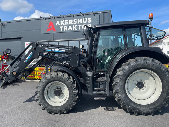 Valtra N142 Versu 2011, kr 550 000,-