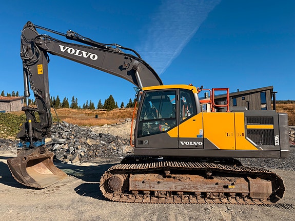 Volvo EC220EL