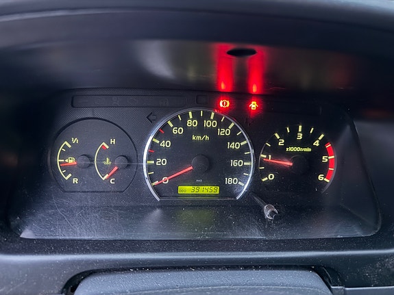 Toyota HiAce 10 of 22