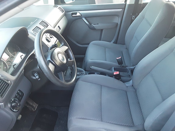 Volkswagen Touran 6 of 7