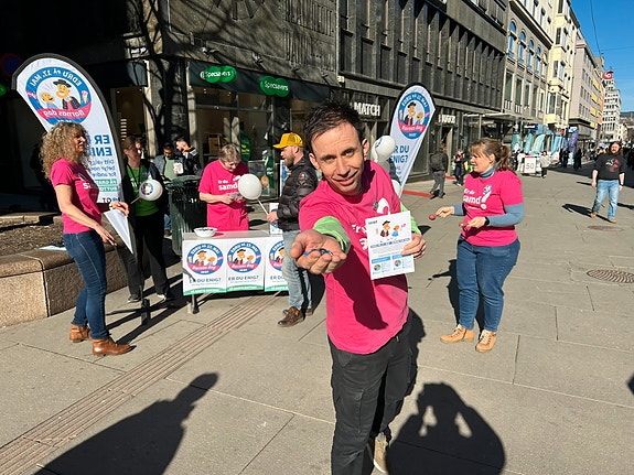 Bilde fra 17.mai-kampanje-stand i Oslo