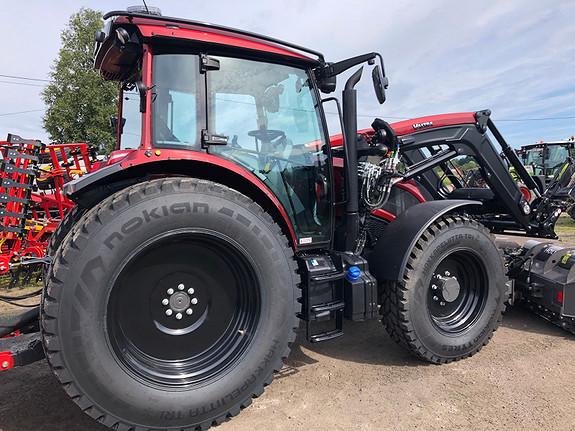 Valtra NY, A115, Front.hyd, Laster 2025, kr 995 000,-