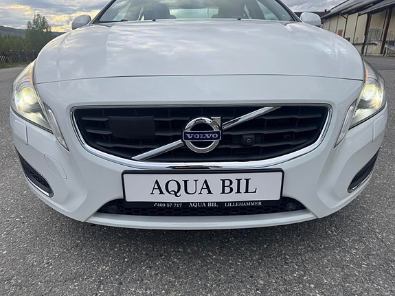 Volvo S60 11 of 30