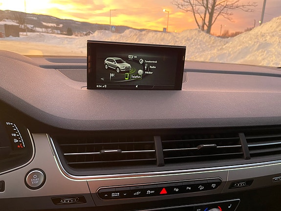 Audi Q7 25 of 30