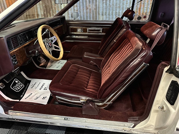 Oldsmobile 22 of 30