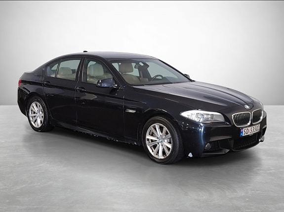 BMW 523i 4 of 30