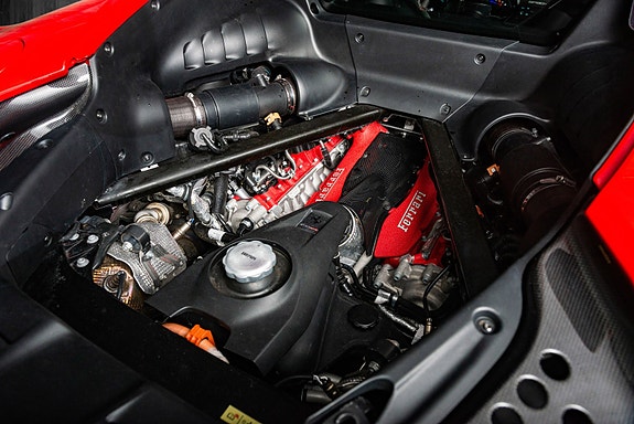 Ferrari SF90 Stradale 22 of 30