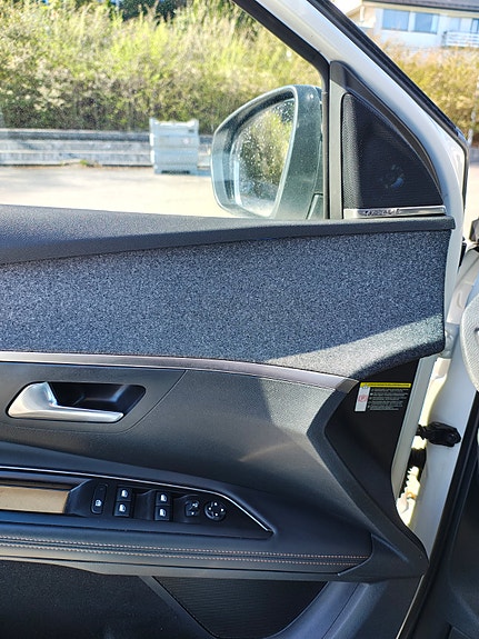 Peugeot 5008 16 of 27
