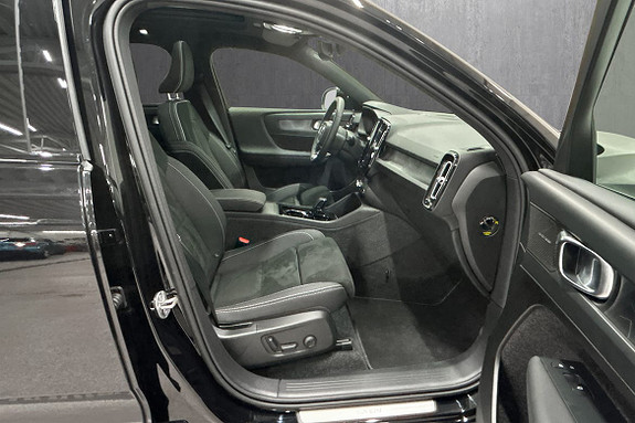 Volvo EX40