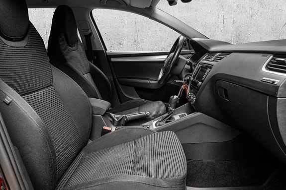 Skoda Octavia 14 of 24