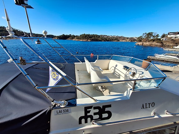 FM 35 Cabincruiser - God , solid helårs båt til salgs. 5 of 5