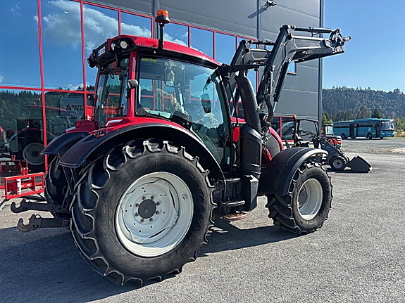 Valtra N104H5 2018, kr 729 000,-