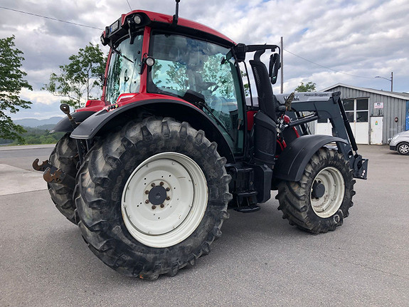 Valtra N124H 2017, kr 795 000,-