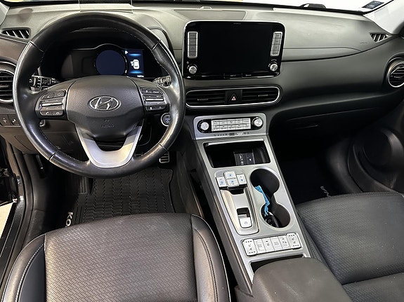 Hyundai Kona 16 of 25
