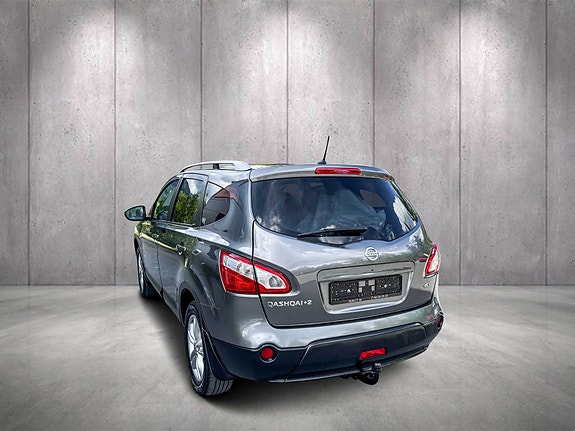 Nissan Qashqai+2 6 of 12